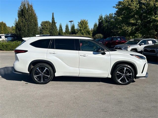 2022 Toyota Highlander XSE