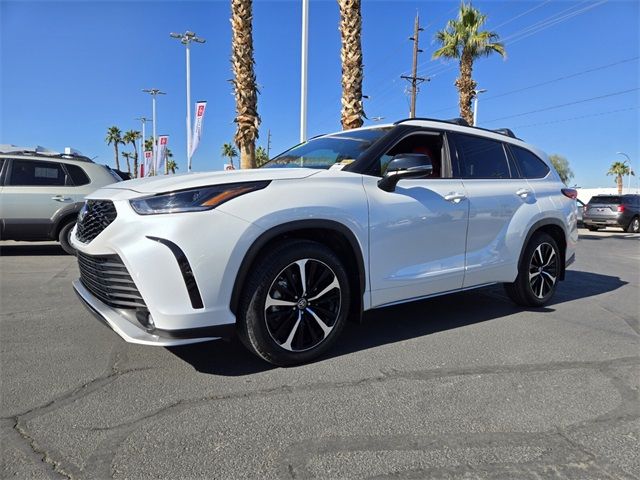 2022 Toyota Highlander XSE