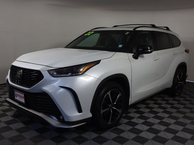 2022 Toyota Highlander XSE