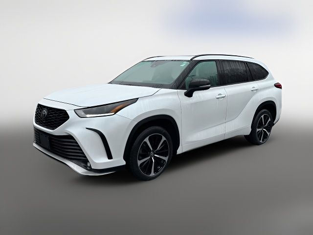 2022 Toyota Highlander XSE