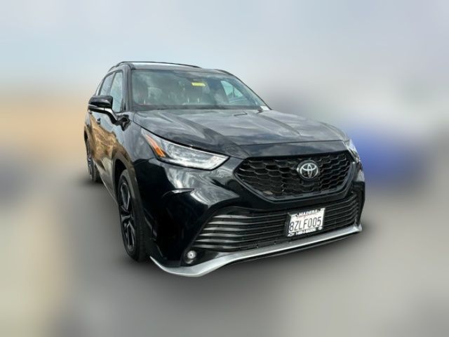 2022 Toyota Highlander XSE