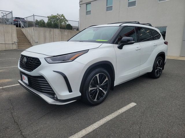 2022 Toyota Highlander XSE