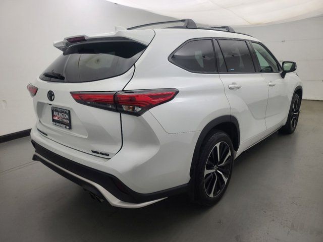 2022 Toyota Highlander XSE