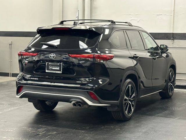 2022 Toyota Highlander XSE