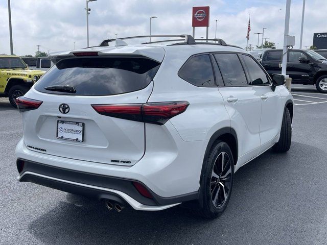 2022 Toyota Highlander XSE