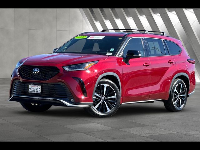 2022 Toyota Highlander XSE