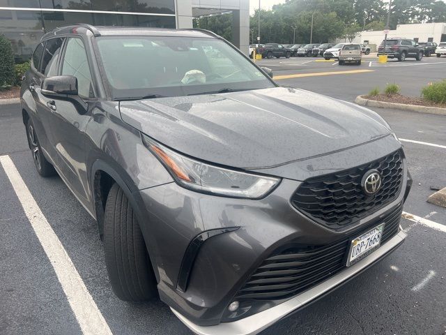 2022 Toyota Highlander XSE