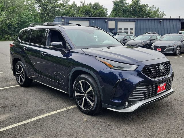 2022 Toyota Highlander XSE