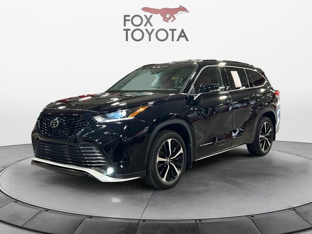 2022 Toyota Highlander XSE