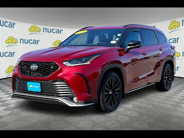 2022 Toyota Highlander XSE