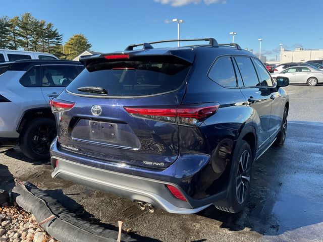 2022 Toyota Highlander XSE