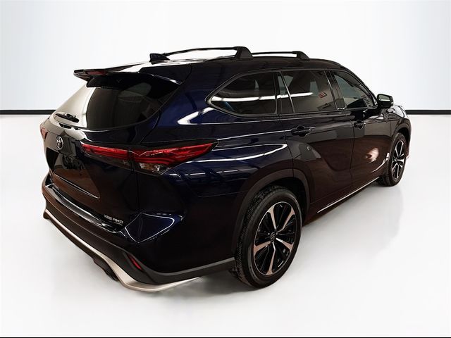 2022 Toyota Highlander XSE