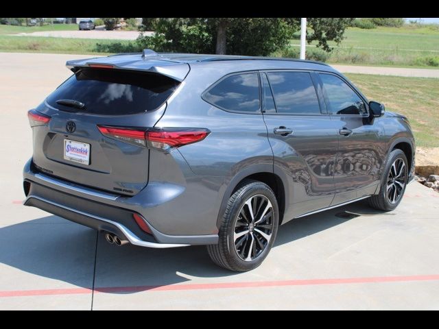 2022 Toyota Highlander XSE