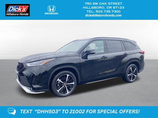 2022 Toyota Highlander XSE