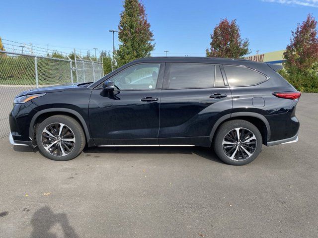 2022 Toyota Highlander XSE