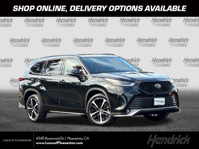 2022 Toyota Highlander XSE