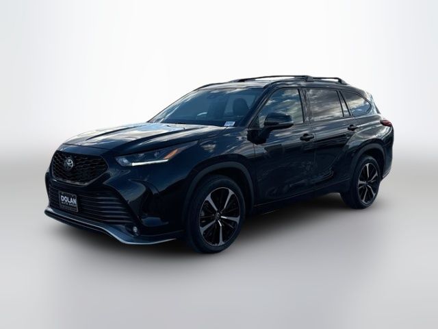 2022 Toyota Highlander XSE