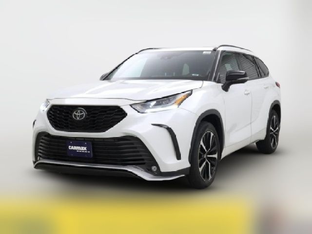2022 Toyota Highlander XSE
