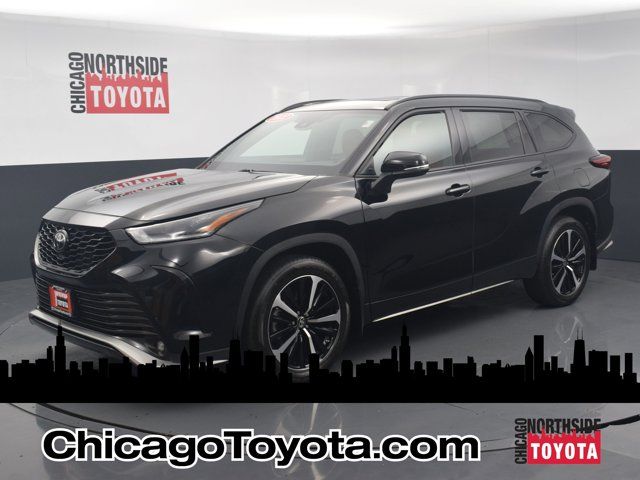 2022 Toyota Highlander XSE