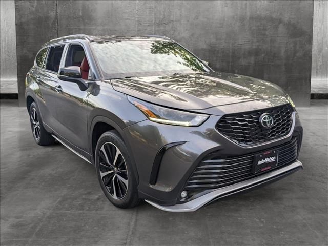 2022 Toyota Highlander XSE