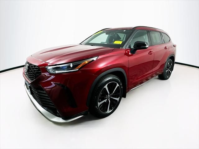 2022 Toyota Highlander XSE