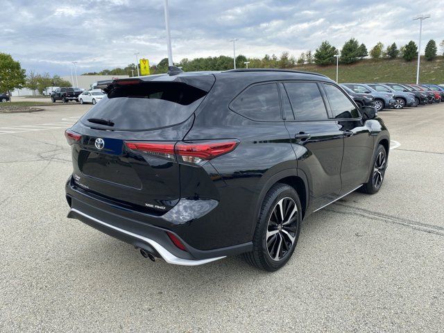 2022 Toyota Highlander XSE