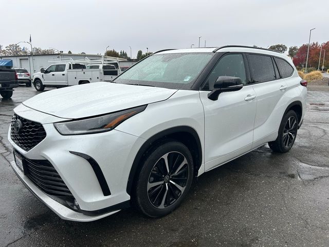 2022 Toyota Highlander XSE