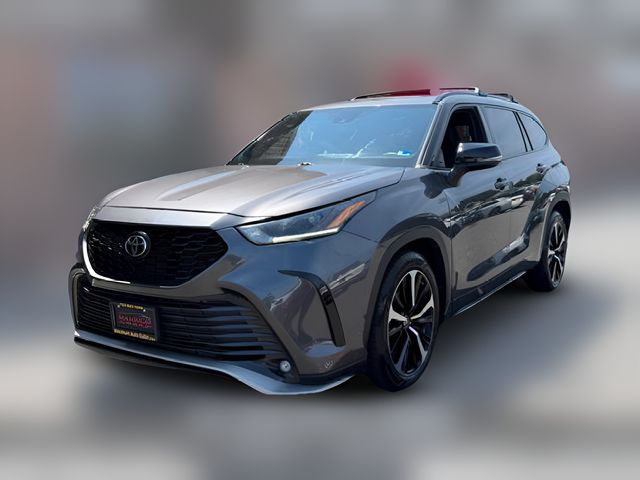2022 Toyota Highlander XSE