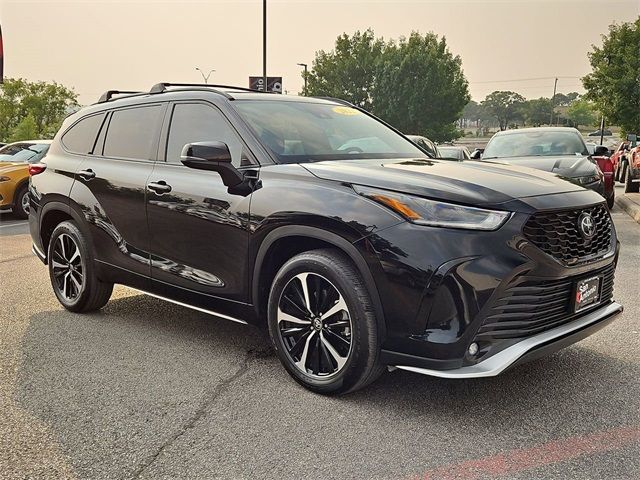 2022 Toyota Highlander XSE