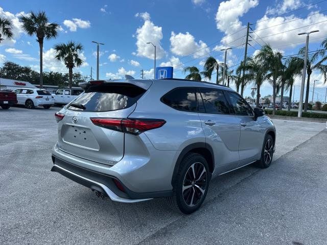 2022 Toyota Highlander XSE