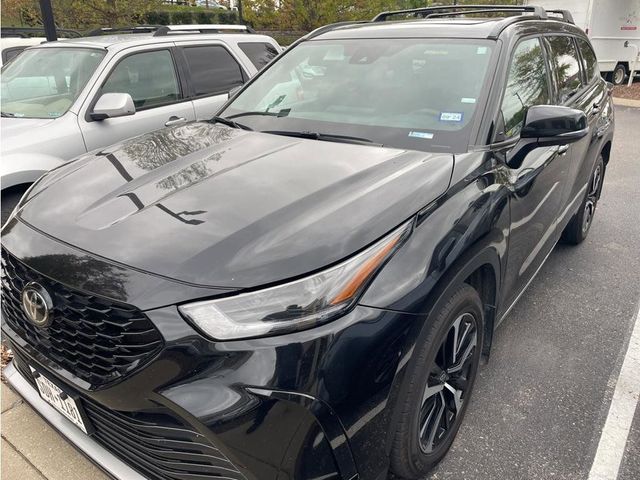 2022 Toyota Highlander XSE