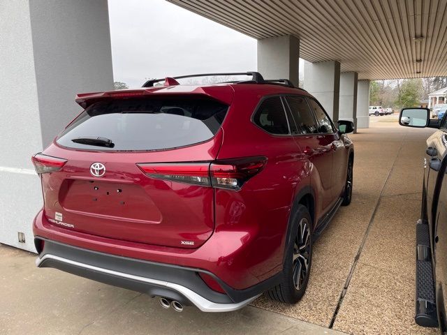 2022 Toyota Highlander XSE