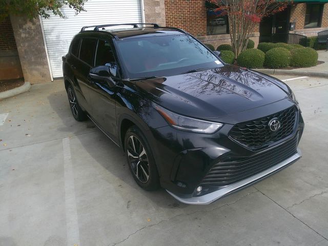 2022 Toyota Highlander XSE