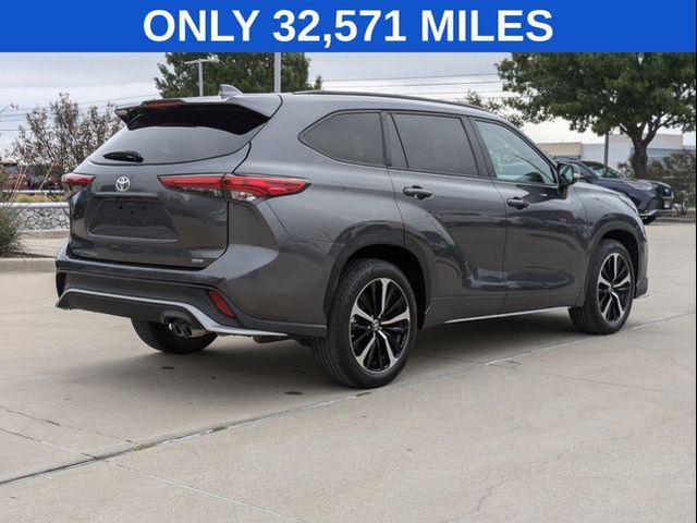 2022 Toyota Highlander XSE