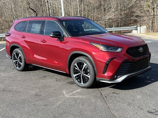 2022 Toyota Highlander XSE