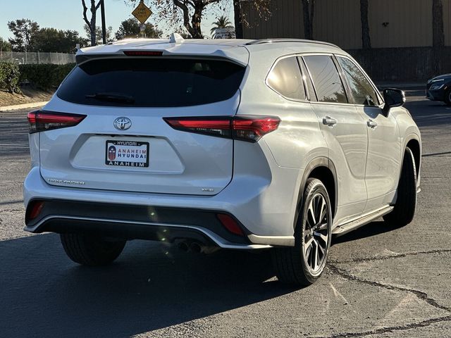 2022 Toyota Highlander XSE