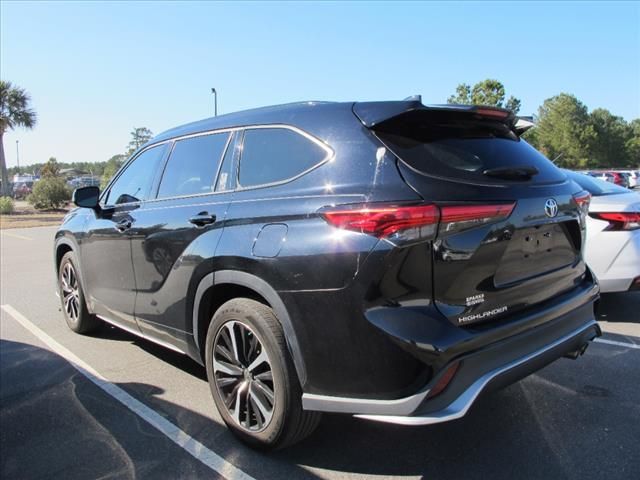 2022 Toyota Highlander XSE