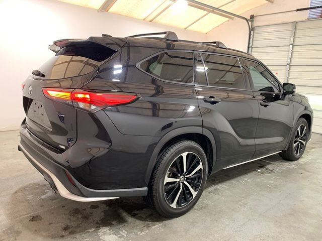 2022 Toyota Highlander XSE