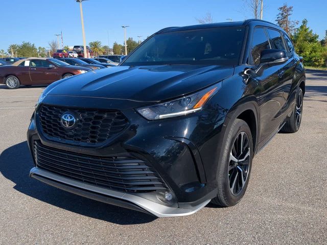 2022 Toyota Highlander XSE