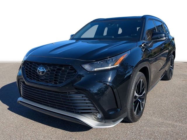 2022 Toyota Highlander XSE