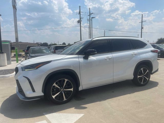 2022 Toyota Highlander XSE