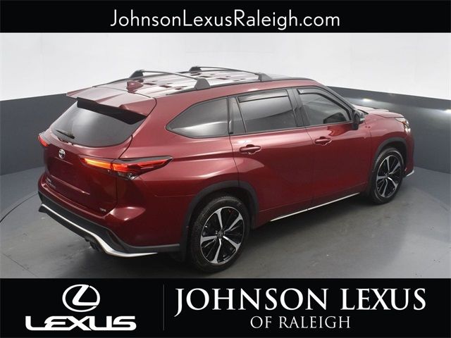 2022 Toyota Highlander XSE