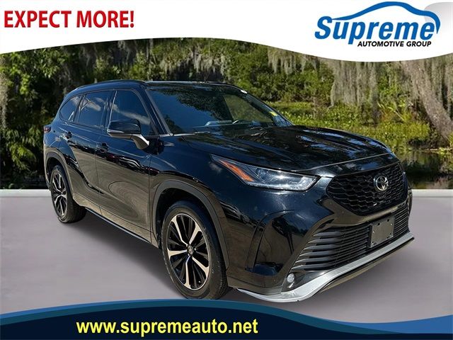 2022 Toyota Highlander XSE