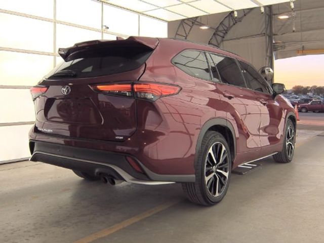 2022 Toyota Highlander XSE