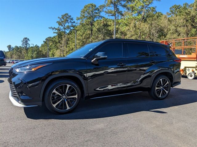 2022 Toyota Highlander XSE