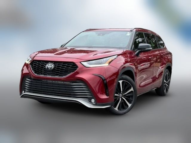 2022 Toyota Highlander XSE