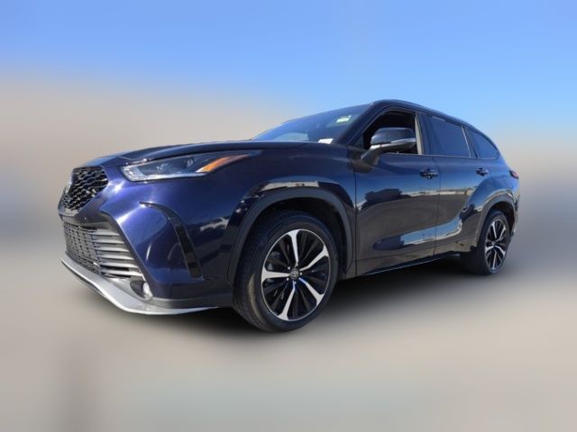 2022 Toyota Highlander XSE