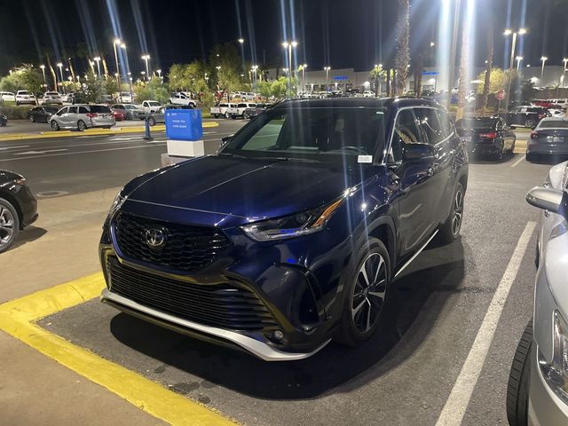 2022 Toyota Highlander XSE