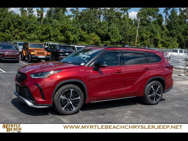 2022 Toyota Highlander XSE