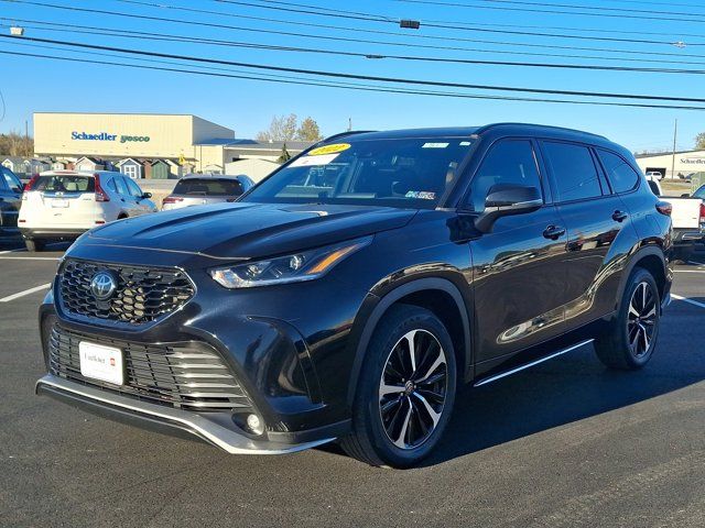 2022 Toyota Highlander XSE